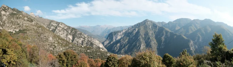 Cime de Bonvillars et gorges de la Vésubie depuis Utelle.