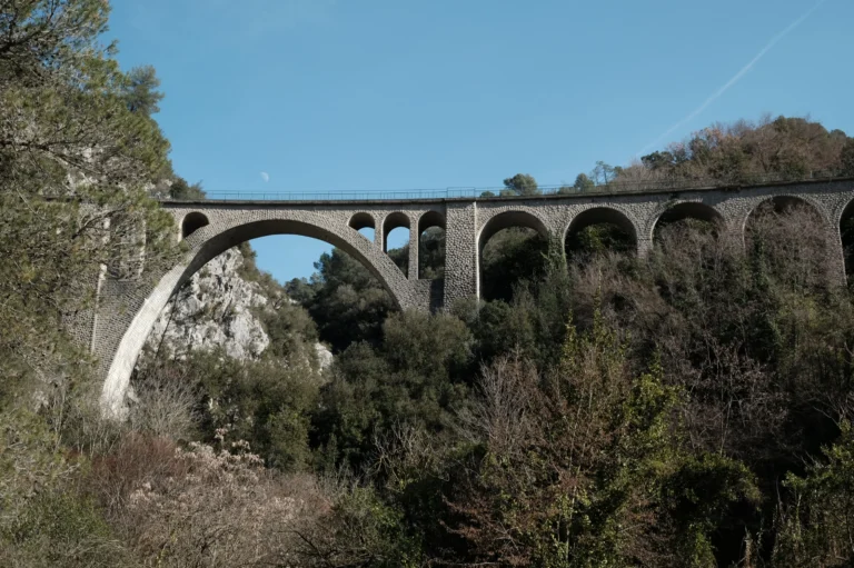 Viaduc de Erbossièra, voie ferrée reliant Nice à l’Italie par la Roya et Sospel.