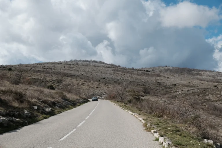 Paysage « lunaire » depuis le Col de Vence.