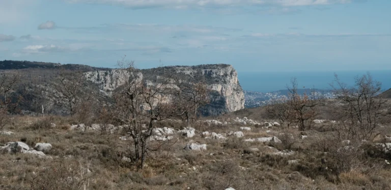 Baou de Saint-Jeannet depuis le Col de Vence.